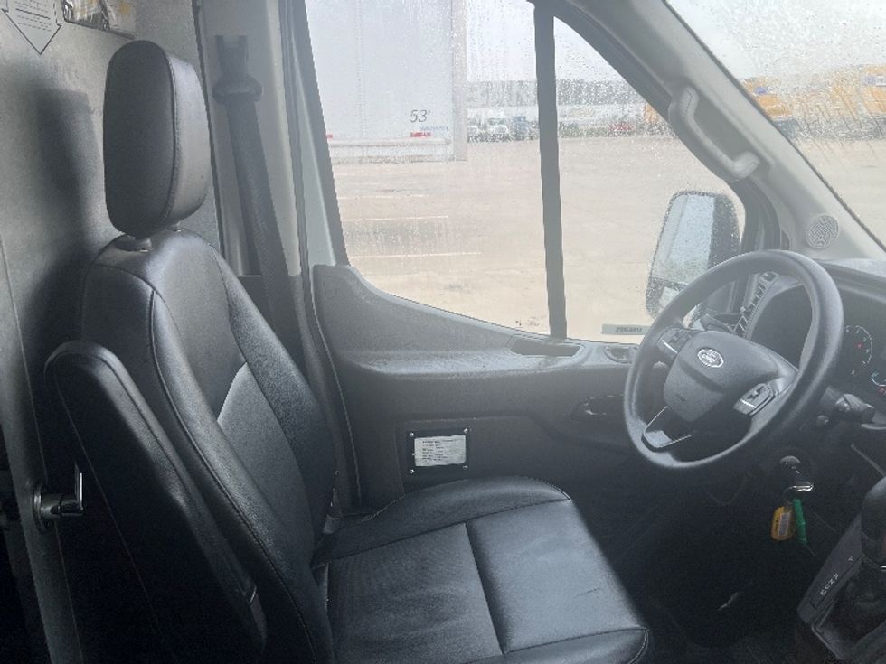 Cargo Van (Panel Van)-Light and Medium Duty Trucks-Ford-2022-Transit 250-Corpus Christi-TX-119,420\n\t\tmiles-$ 33,000 - Image 22