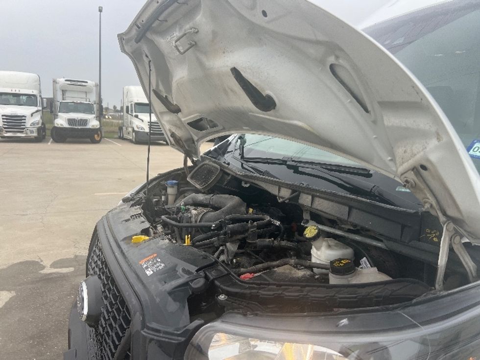 Cargo Van (Panel Van)-Light and Medium Duty Trucks-Ford-2022-Transit 250-Corpus Christi-TX-119,420\n\t\tmiles-$ 33,000 - Image 24