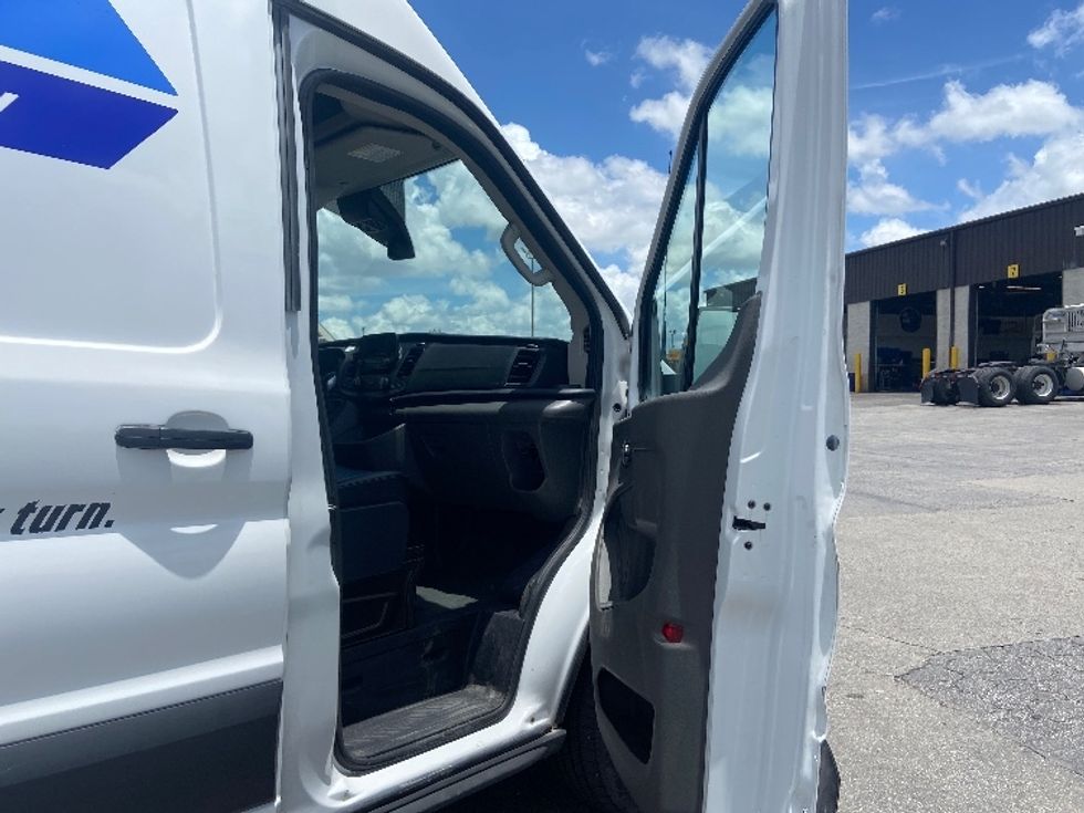 Cargo Van (Panel Van)-Light and Medium Duty Trucks-Ford-2022-Transit 250-Corpus Christi-TX-90,888\n\t\tmiles-$ 39,750 - Image 18