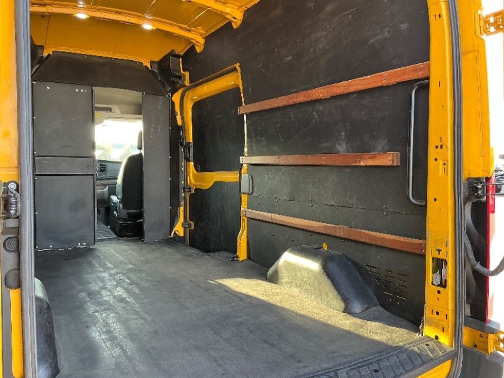 Cargo Van (Panel Van)-Light and Medium Duty Trucks-Ford-2022-Transit 250-Dallas-TX-167,853\n\t\tmiles-$ 22,000 - Image 11