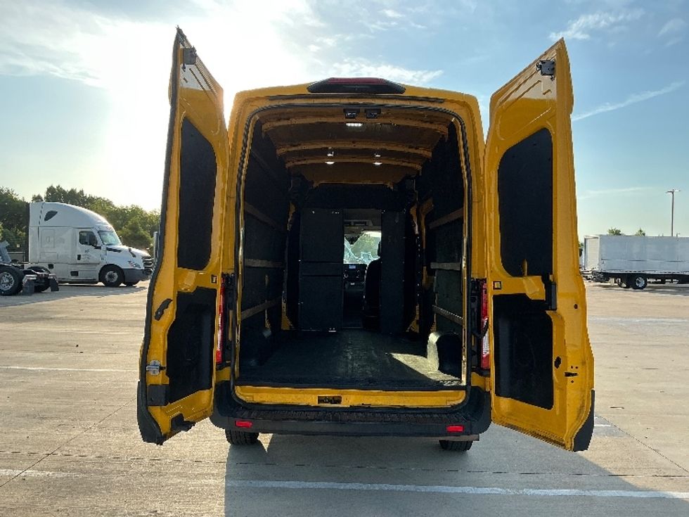 Cargo Van (Panel Van)-Light and Medium Duty Trucks-Ford-2022-Transit 250-Dallas-TX-167,853\n\t\tmiles-$ 22,000 - Image 8