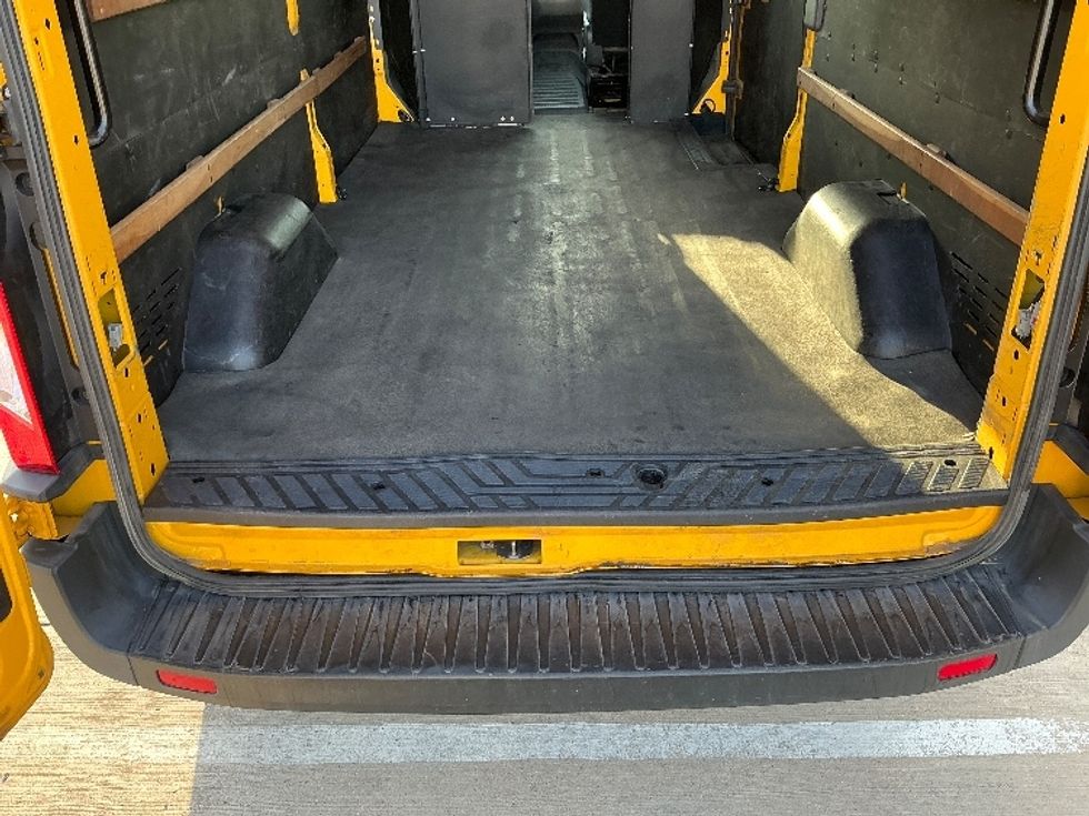 Cargo Van (Panel Van)-Light and Medium Duty Trucks-Ford-2022-Transit 250-Dallas-TX-167,853\n\t\tmiles-$ 22,000 - Image 9