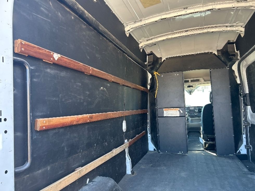 Cargo Van (Panel Van)-Light and Medium Duty Trucks-Ford-2022-Transit 250-Dallas-TX-99,919\n\t\tmiles-$ 36,000 - Image 10