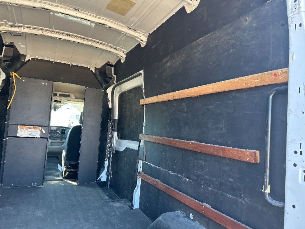 Cargo Van (Panel Van)-Light and Medium Duty Trucks-Ford-2022-Transit 250-Dallas-TX-99,919\n\t\tmiles-$ 36,000 - Image 11