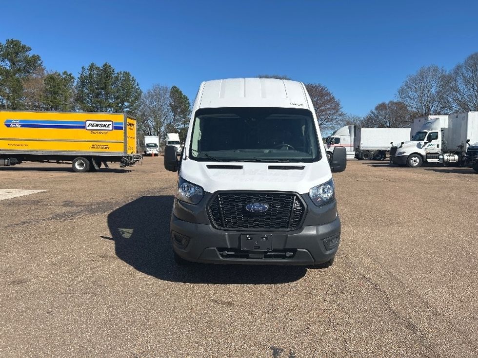 Cargo Van (Panel Van)-Light and Medium Duty Trucks-Ford-2022-Transit 250-Dallas-TX-99,919\n\t\tmiles-$ 36,000 - Image 2