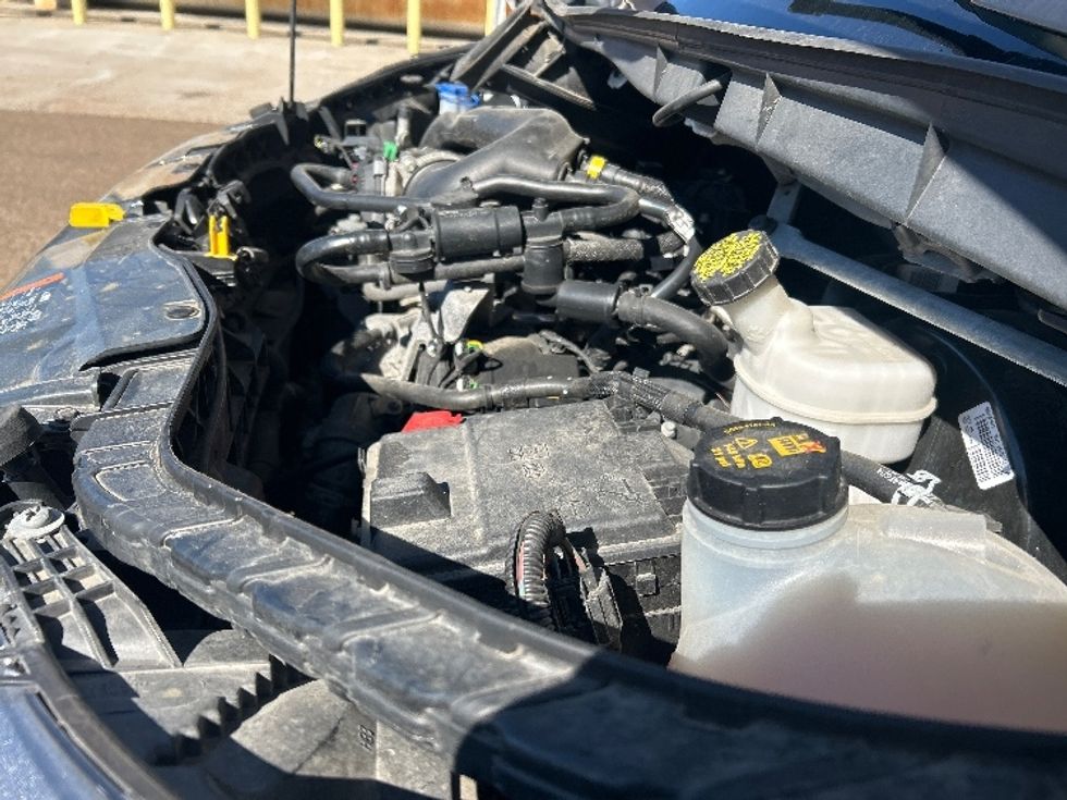 Cargo Van (Panel Van)-Light and Medium Duty Trucks-Ford-2022-Transit 250-Dallas-TX-99,919\n\t\tmiles-$ 36,000 - Image 23