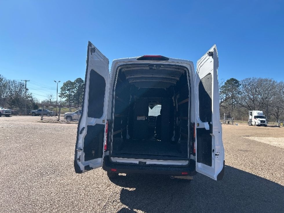 Cargo Van (Panel Van)-Light and Medium Duty Trucks-Ford-2022-Transit 250-Dallas-TX-99,919\n\t\tmiles-$ 36,000 - Image 8