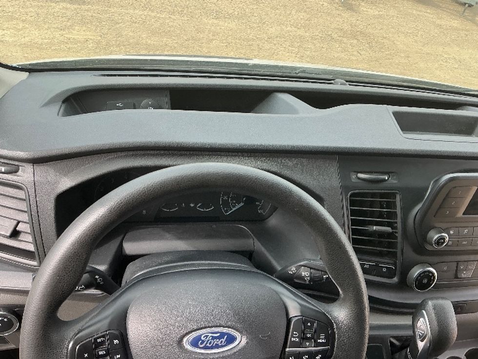 Cargo Van (Panel Van)-Light and Medium Duty Trucks-Ford-2022-Transit 250-Denver-CO-72,054\n\t\tmiles-$ 37,750 - Image 18