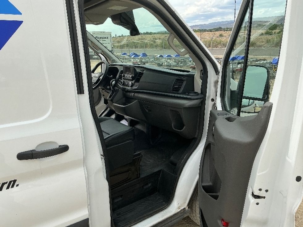 Cargo Van (Panel Van)-Light and Medium Duty Trucks-Ford-2022-Transit 250-Denver-CO-72,054\n\t\tmiles-$ 37,750 - Image 20