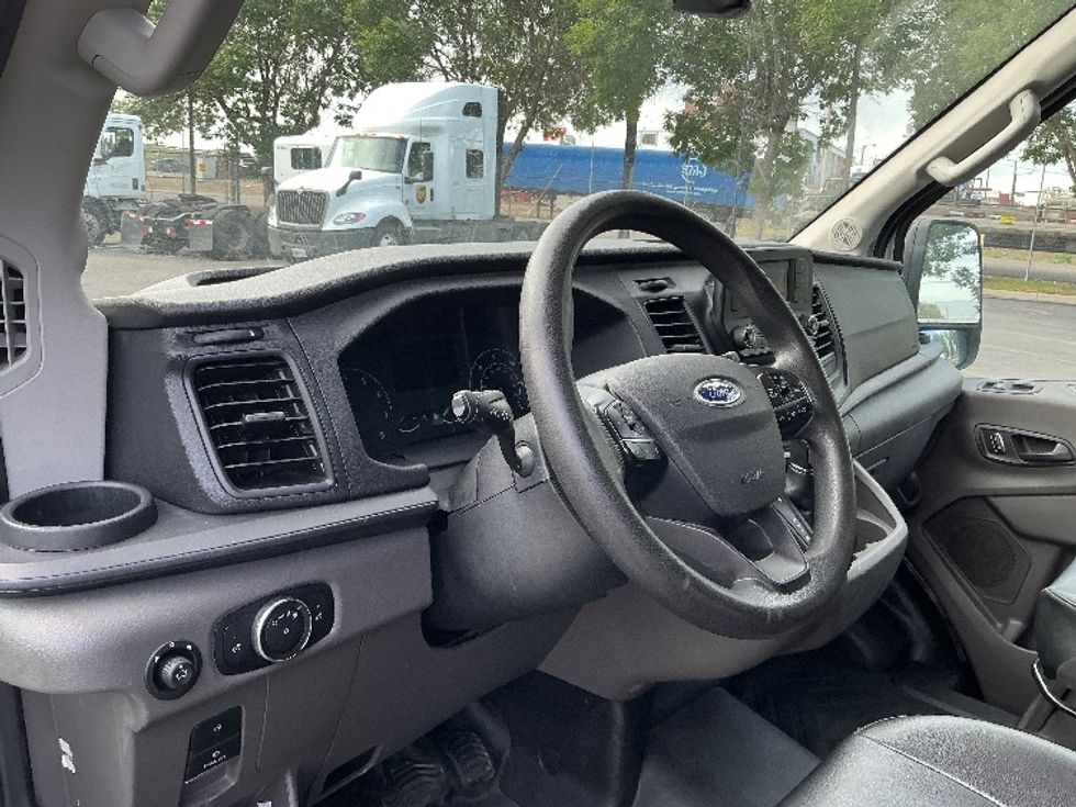 Cargo Van (Panel Van)-Light and Medium Duty Trucks-Ford-2022-Transit 250-Denver-CO-89,382\n\t\tmiles-$ 38,500 - Image 17