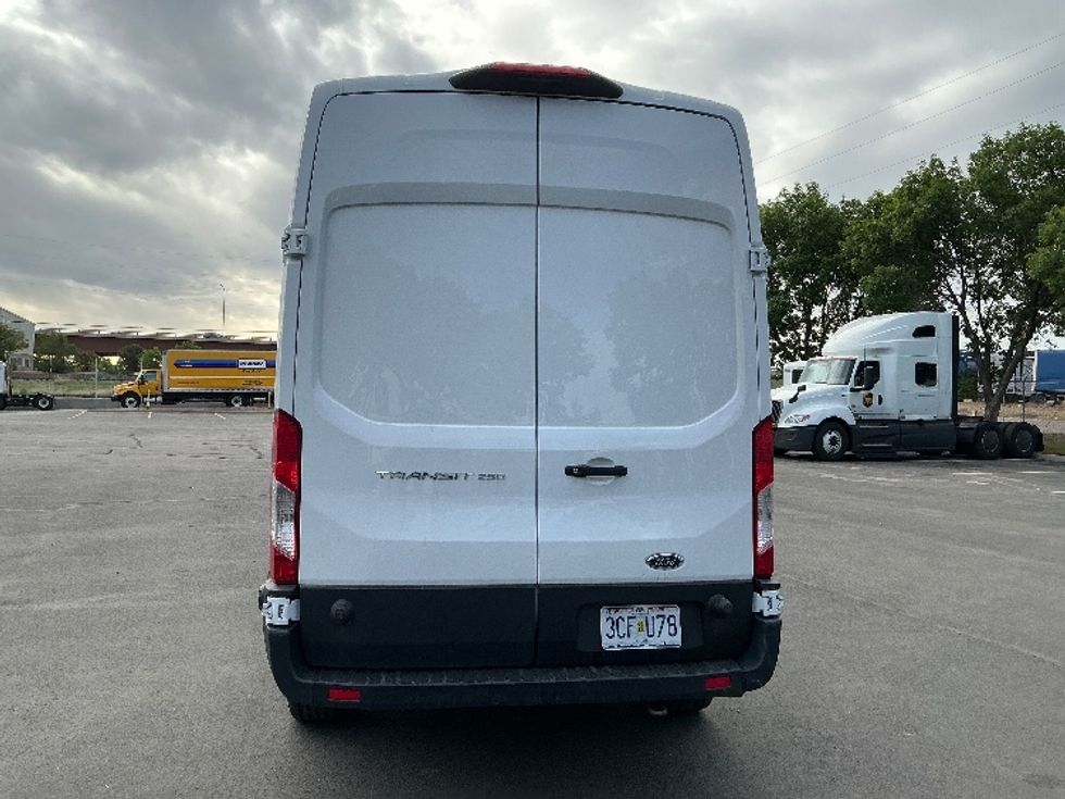 Cargo Van (Panel Van)-Light and Medium Duty Trucks-Ford-2022-Transit 250-Denver-CO-89,382\n\t\tmiles-$ 38,500 - Image 7