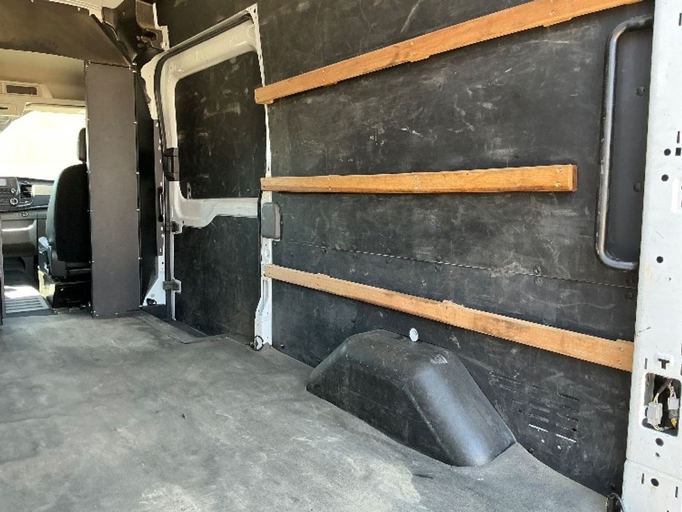 Cargo Van (Panel Van)-Light and Medium Duty Trucks-Ford-2022-Transit 250-Denver-CO-91,325\n\t\tmiles-$ 36,750 - Image 10