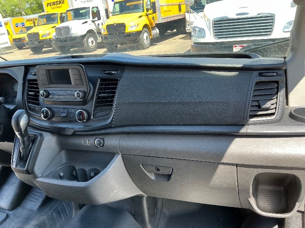 Cargo Van (Panel Van)-Light and Medium Duty Trucks-Ford-2022-Transit 250-Denver-CO-91,325\n\t\tmiles-$ 36,750 - Image 18