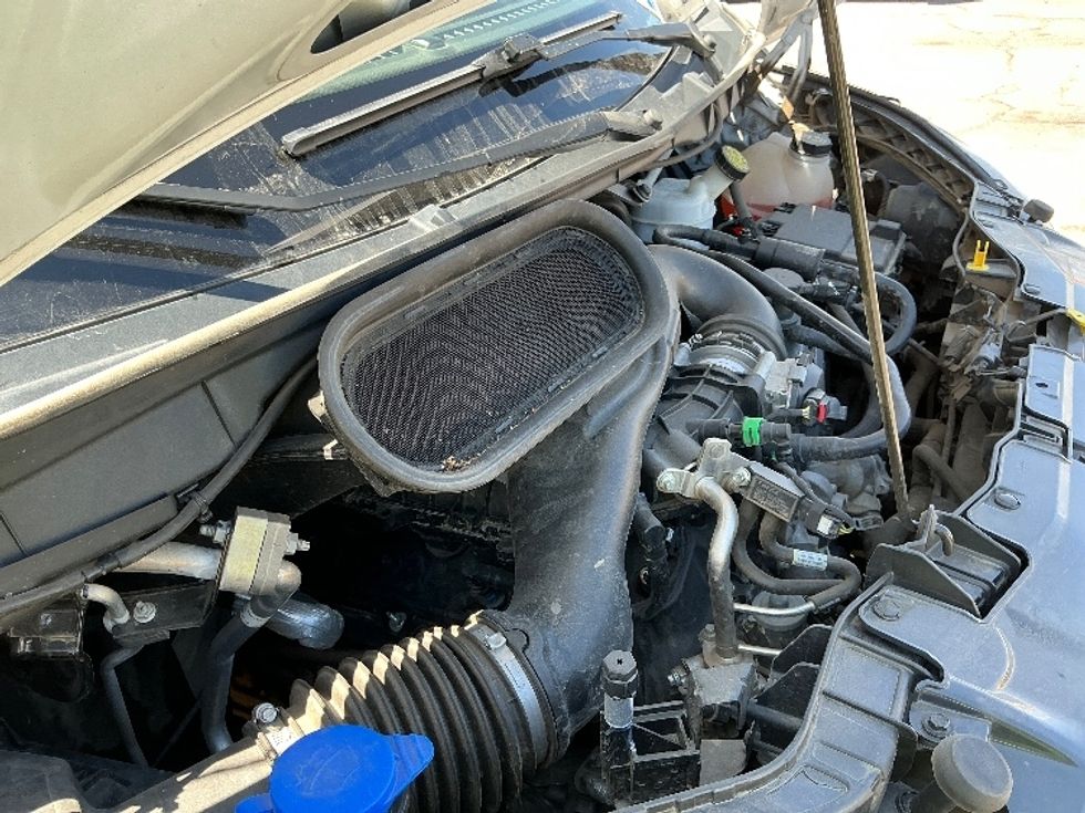 Cargo Van (Panel Van)-Light and Medium Duty Trucks-Ford-2022-Transit 250-Denver-CO-91,325\n\t\tmiles-$ 36,750 - Image 20