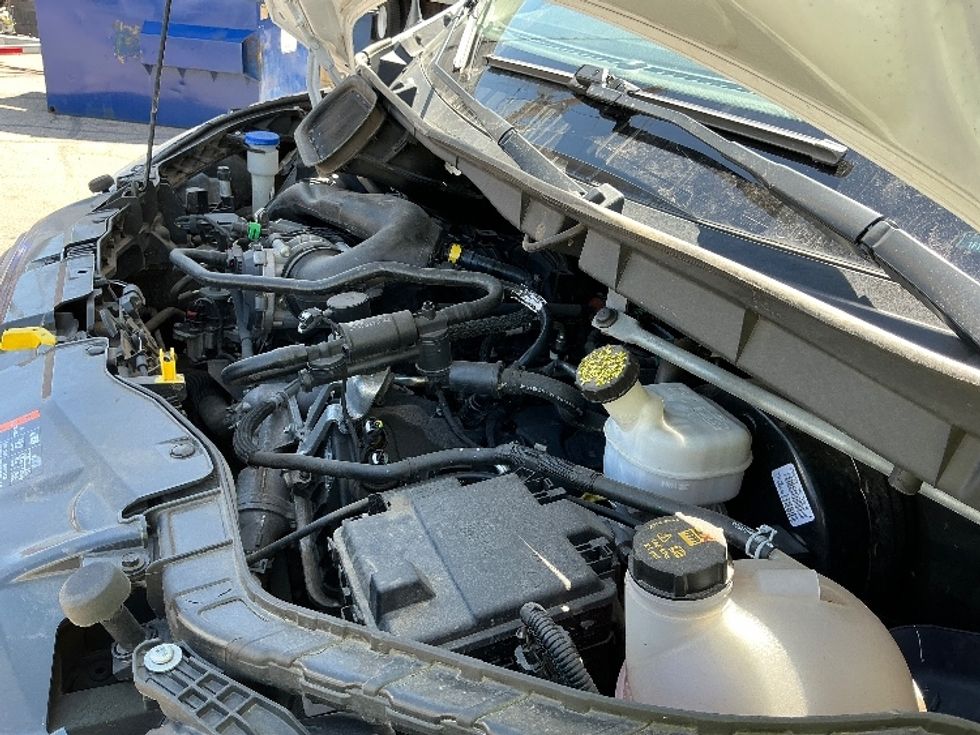 Cargo Van (Panel Van)-Light and Medium Duty Trucks-Ford-2022-Transit 250-Denver-CO-91,325\n\t\tmiles-$ 36,750 - Image 21