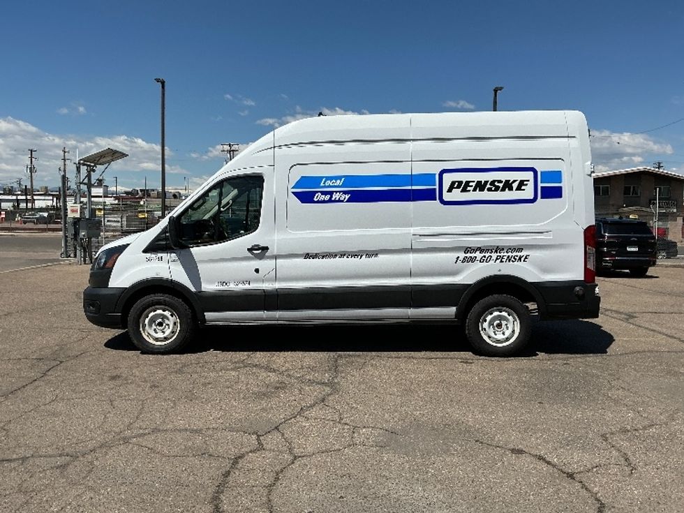 Cargo Van (Panel Van)-Light and Medium Duty Trucks-Ford-2022-Transit 250-Denver-CO-91,325\n\t\tmiles-$ 36,750 - Image 4