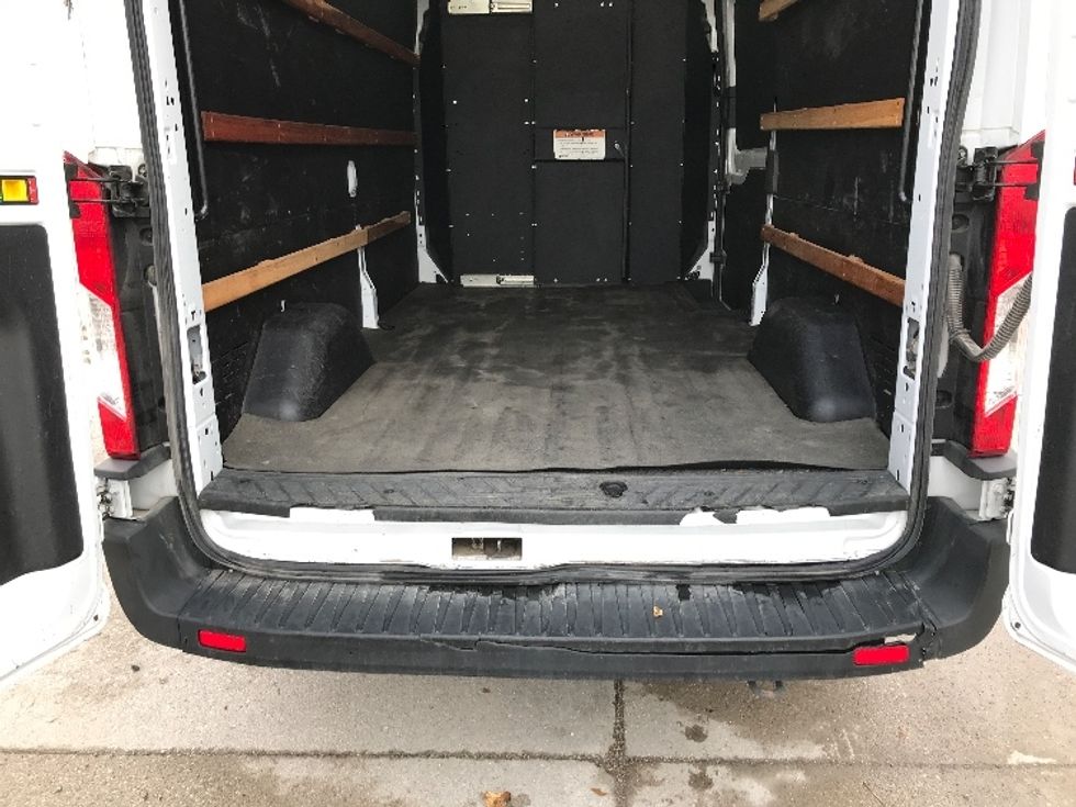 Cargo Van (Panel Van)-Light and Medium Duty Trucks-Ford-2022-Transit 250-Des Moines-IA-124,401\n\t\tmiles-$ 31,250 - Image 10