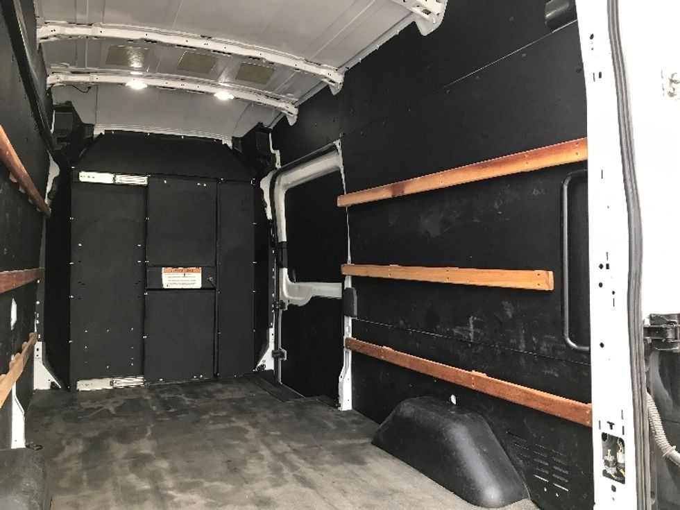 Cargo Van (Panel Van)-Light and Medium Duty Trucks-Ford-2022-Transit 250-Des Moines-IA-124,401\n\t\tmiles-$ 31,250 - Image 12