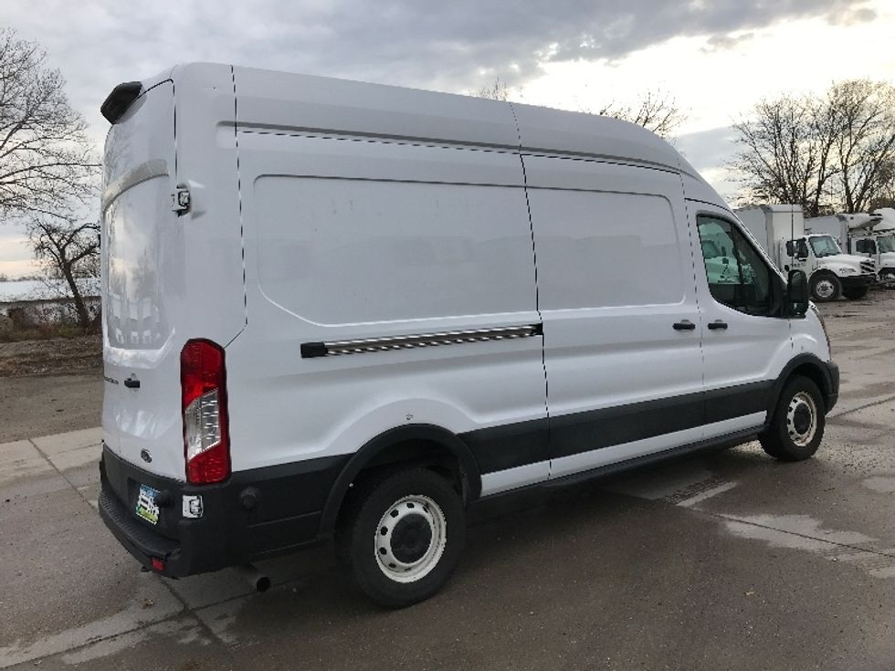 Cargo Van (Panel Van)-Light and Medium Duty Trucks-Ford-2022-Transit 250-Des Moines-IA-124,401\n\t\tmiles-$ 31,250 - Image 14