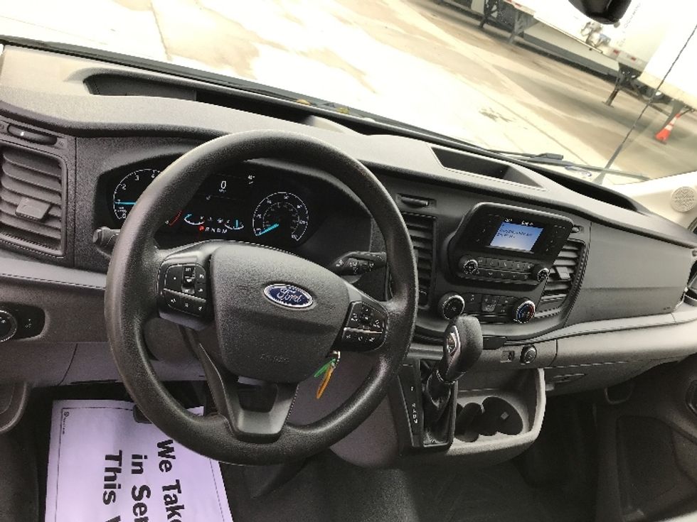 Cargo Van (Panel Van)-Light and Medium Duty Trucks-Ford-2022-Transit 250-Des Moines-IA-124,401\n\t\tmiles-$ 31,250 - Image 18
