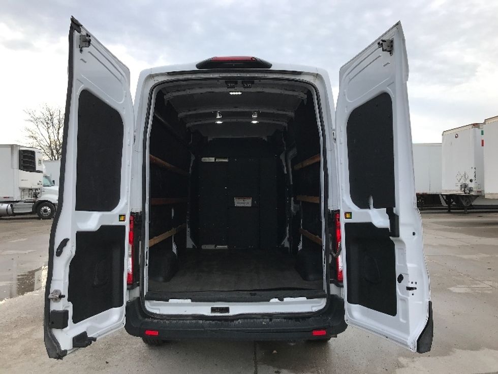 Cargo Van (Panel Van)-Light and Medium Duty Trucks-Ford-2022-Transit 250-Des Moines-IA-124,401\n\t\tmiles-$ 31,250 - Image 8
