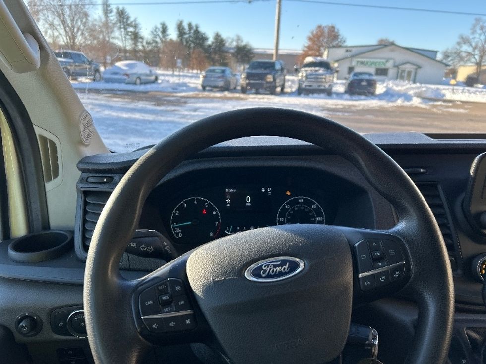 Cargo Van (Panel Van)-Light and Medium Duty Trucks-Ford-2022-Transit 250-Eau Claire-WI-131,108\n\t\tmiles-$ 31,250 - Image 16