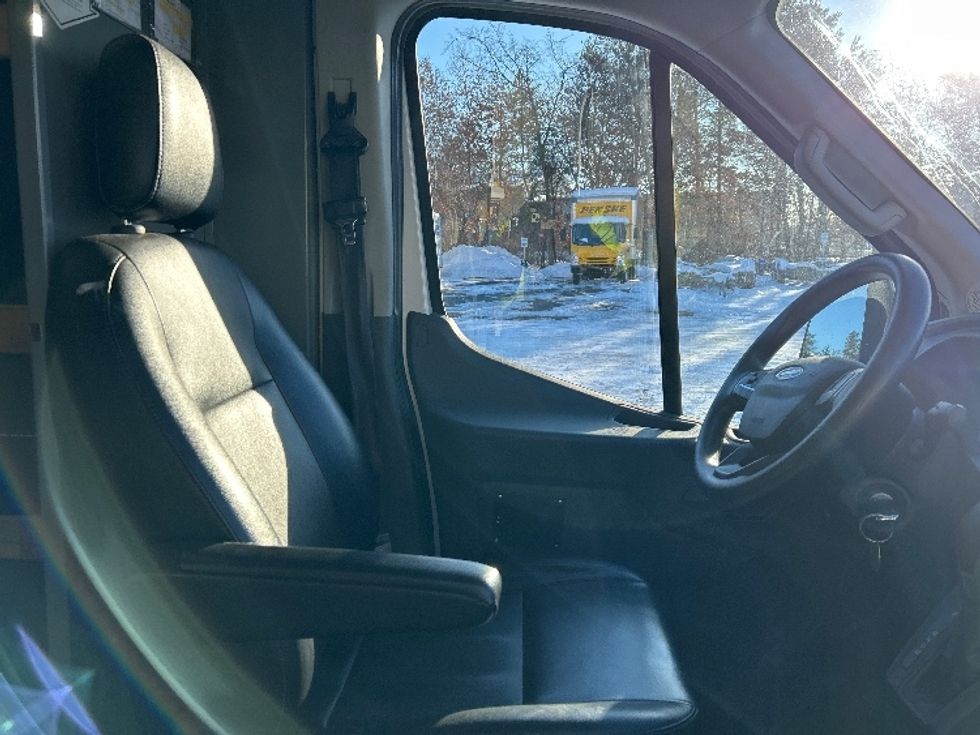 Cargo Van (Panel Van)-Light and Medium Duty Trucks-Ford-2022-Transit 250-Eau Claire-WI-131,108\n\t\tmiles-$ 31,250 - Image 20