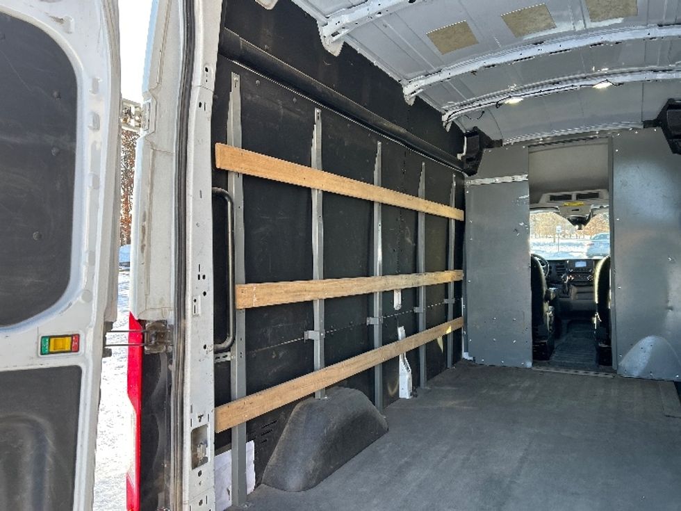 Cargo Van (Panel Van)-Light and Medium Duty Trucks-Ford-2022-Transit 250-Eau Claire-WI-131,108\n\t\tmiles-$ 31,250 - Image 9