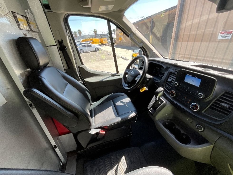 Cargo Van (Panel Van)-Light and Medium Duty Trucks-Ford-2022-Transit 250-El Centro-CA-72,976\n\t\tmiles-$ 39,000 - Image 22