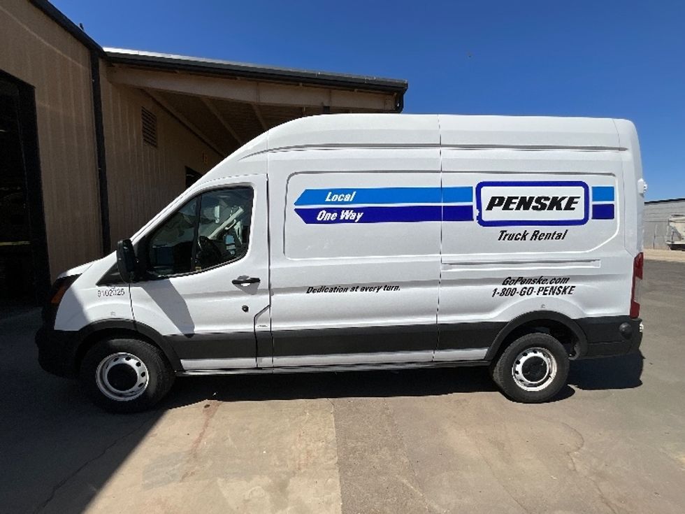 Cargo Van (Panel Van)-Light and Medium Duty Trucks-Ford-2022-Transit 250-El Centro-CA-72,976\n\t\tmiles-$ 39,000 - Image 4