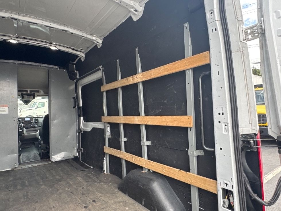 Cargo Van (Panel Van)-Light and Medium Duty Trucks-Ford-2022-Transit 250-Elmsford-NY-53,463\n\t\tmiles-$ 39,250 - Image 10