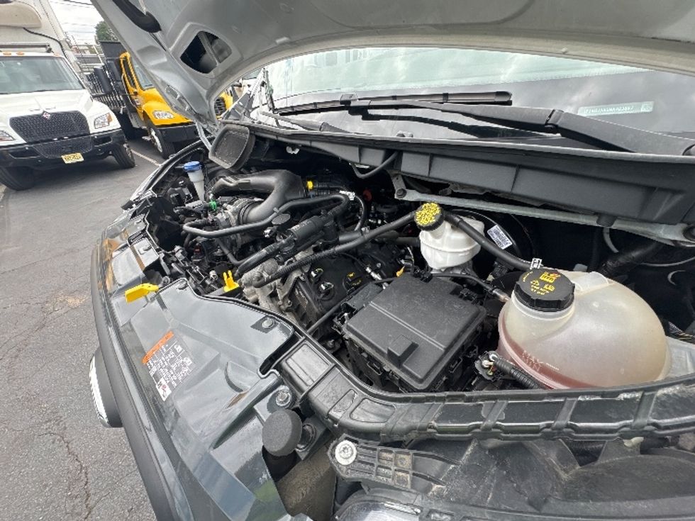 Cargo Van (Panel Van)-Light and Medium Duty Trucks-Ford-2022-Transit 250-Elmsford-NY-53,463\n\t\tmiles-$ 39,250 - Image 22