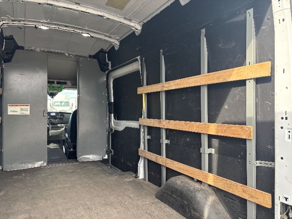 Cargo Van (Panel Van)-Light and Medium Duty Trucks-Ford-2022-Transit 250-Etobicoke-ON-96,724\n\t\tkm-$ 49,250 - Image 10