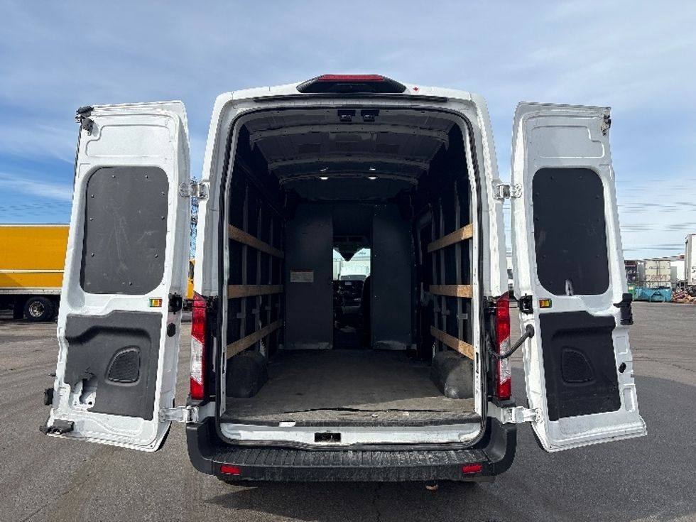 Cargo Van (Panel Van)-Light and Medium Duty Trucks-Ford-2022-Transit 250-Etobicoke-ON-96,724\n\t\tkm-$ 49,250 - Image 7
