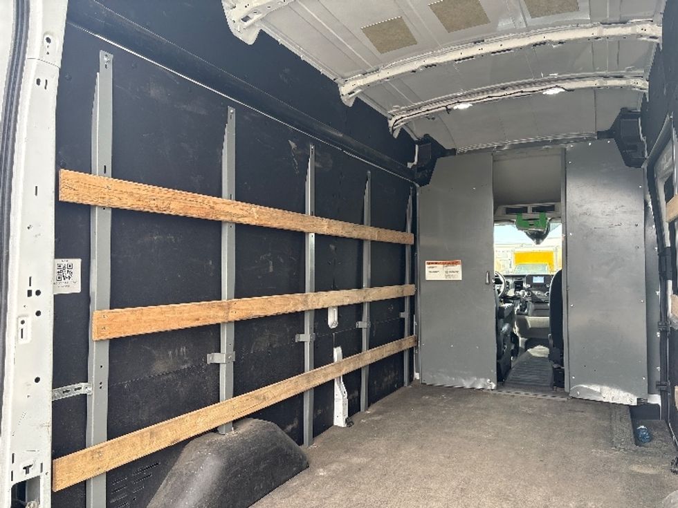 Cargo Van (Panel Van)-Light and Medium Duty Trucks-Ford-2022-Transit 250-Etobicoke-ON-96,724\n\t\tkm-$ 49,250 - Image 9