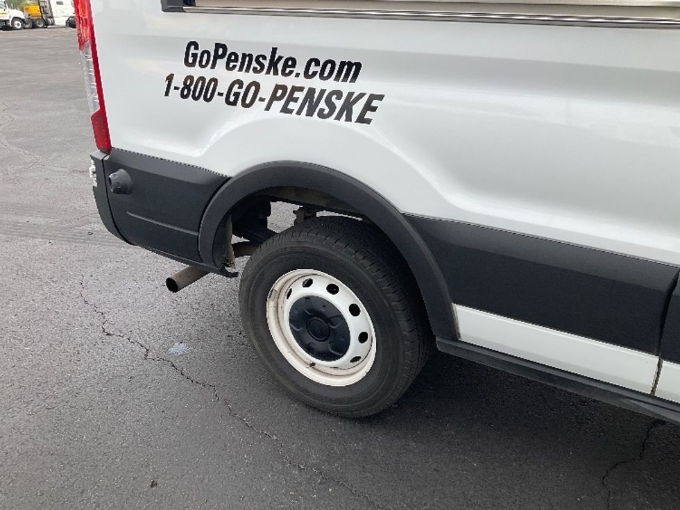 Cargo Van (Panel Van)-Light and Medium Duty Trucks-Ford-2022-Transit 250-Flagstaff-AZ-105,553\n\t\tmiles-$ 34,500 - Image 14