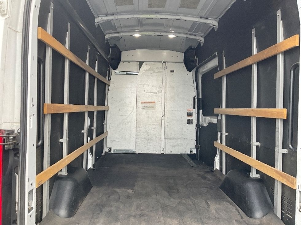Cargo Van (Panel Van)-Light and Medium Duty Trucks-Ford-2022-Transit 250-Flagstaff-AZ-105,553\n\t\tmiles-$ 34,500 - Image 9