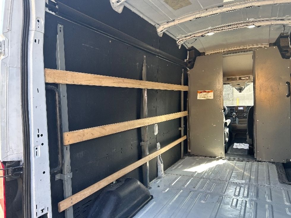 Cargo Van (Panel Van)-Light and Medium Duty Trucks-Ford-2022-Transit 250-Fontana-CA-70,871\n\t\tmiles-$ 39,500 - Image 10