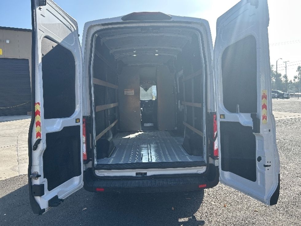 Cargo Van (Panel Van)-Light and Medium Duty Trucks-Ford-2022-Transit 250-Fontana-CA-70,871\n\t\tmiles-$ 39,500 - Image 8