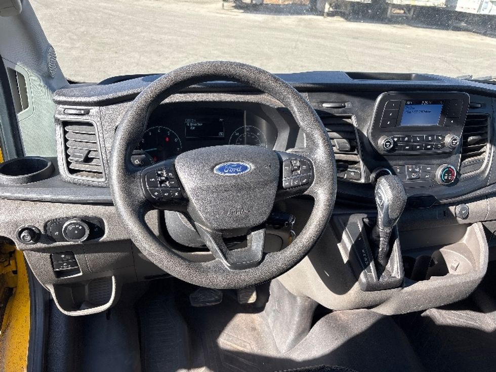 Cargo Van (Panel Van)-Light and Medium Duty Trucks-Ford-2022-Transit 250-Fort Wayne-IN-106,325\n\t\tmiles-$ 29,250 - Image 17
