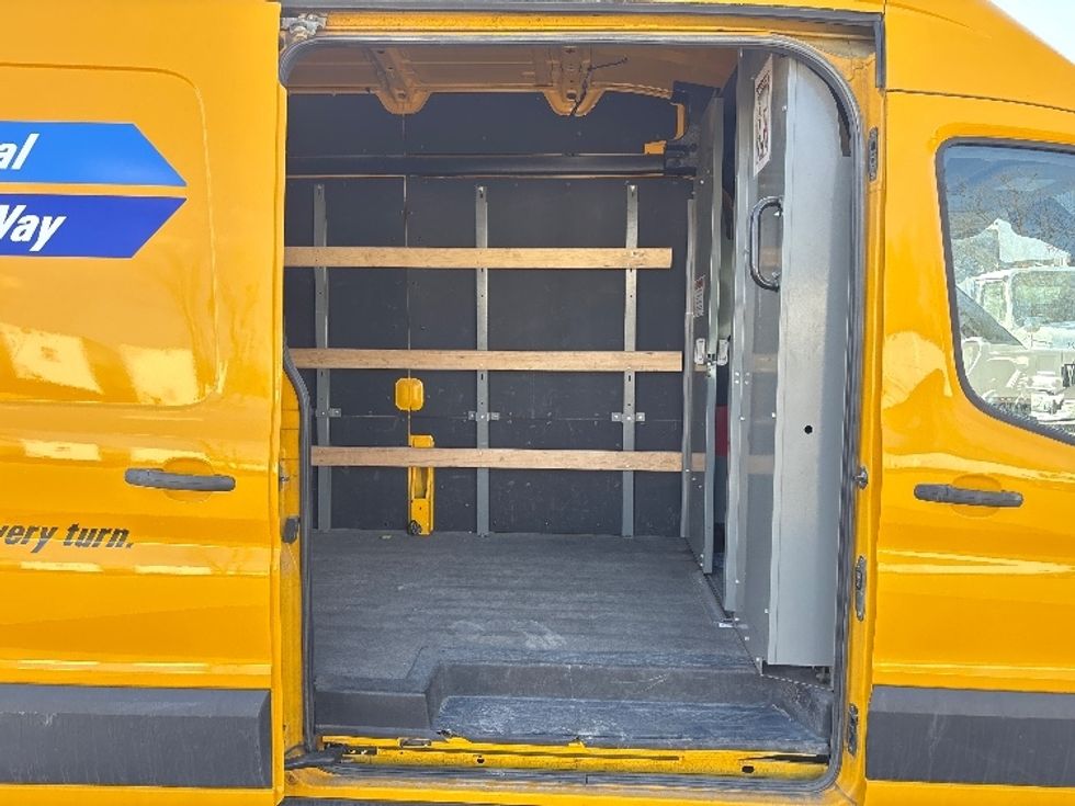 Cargo Van (Panel Van)-Light and Medium Duty Trucks-Ford-2022-Transit 250-Fort Wayne-IN-106,325\n\t\tmiles-$ 29,250 - Image 25