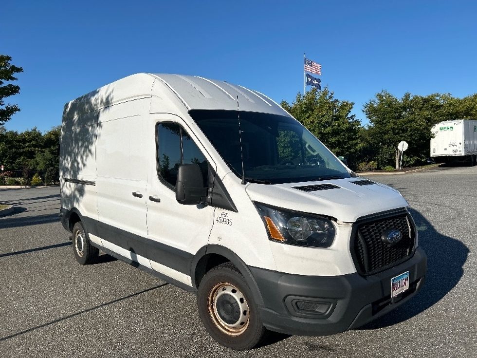 Cargo Van (Panel Van)-Light and Medium Duty Trucks-Ford-2022-Transit 250-Franklin-MA-135,750\n\t\tmiles-$ 28,250 - Image 1