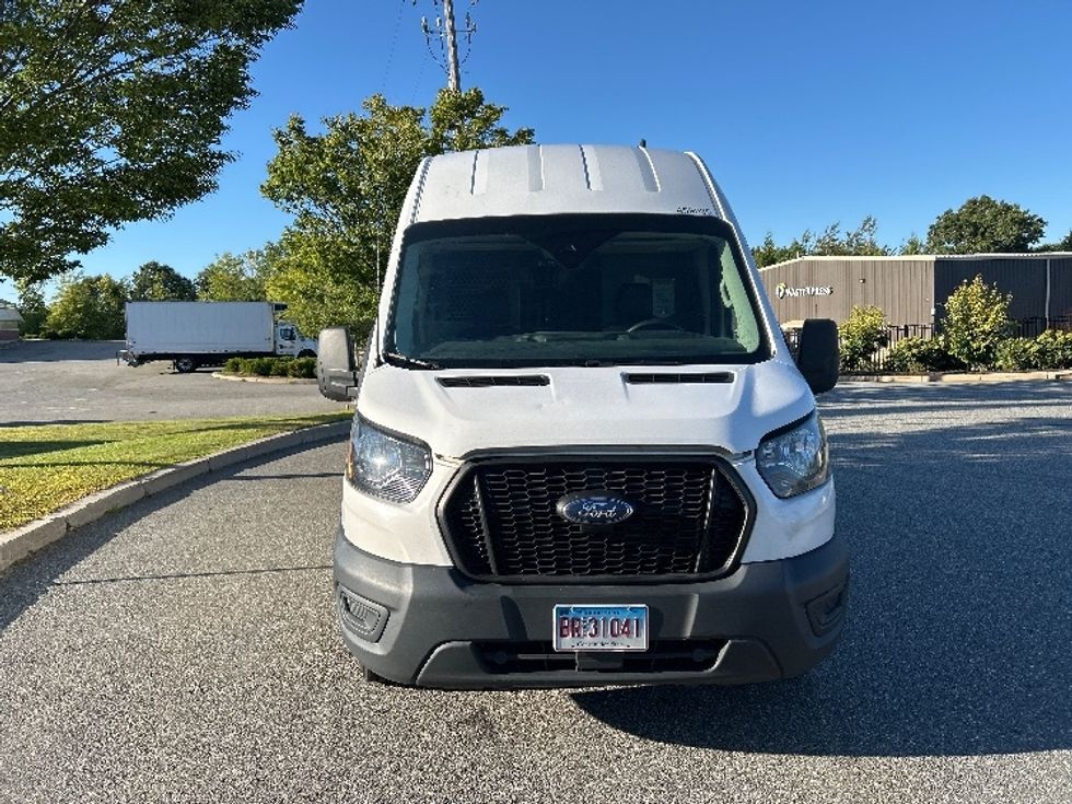 Cargo Van (Panel Van)-Light and Medium Duty Trucks-Ford-2022-Transit 250-Franklin-MA-135,750\n\t\tmiles-$ 28,250 - Image 2