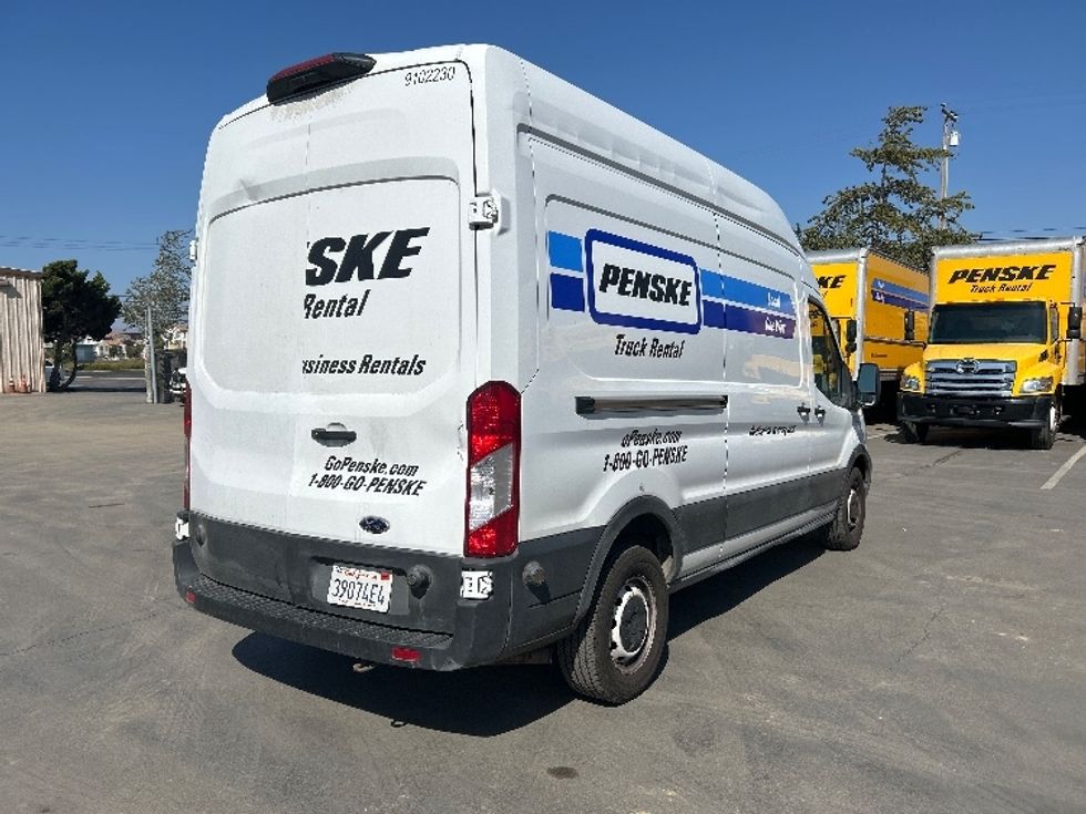 Cargo Van (Panel Van)-Light and Medium Duty Trucks-Ford-2022-Transit 250-Fresno-CA-104,143\n\t\tmiles-$ 34,250 - Image 12