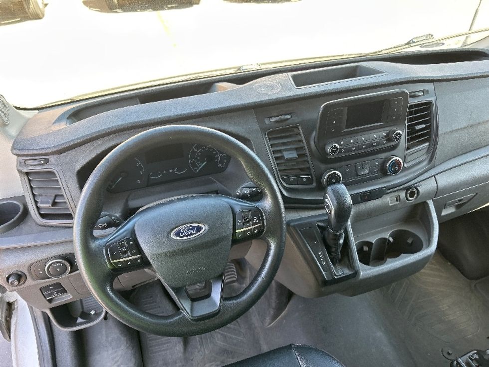 Cargo Van (Panel Van)-Light and Medium Duty Trucks-Ford-2022-Transit 250-Fresno-CA-104,143\n\t\tmiles-$ 34,250 - Image 16