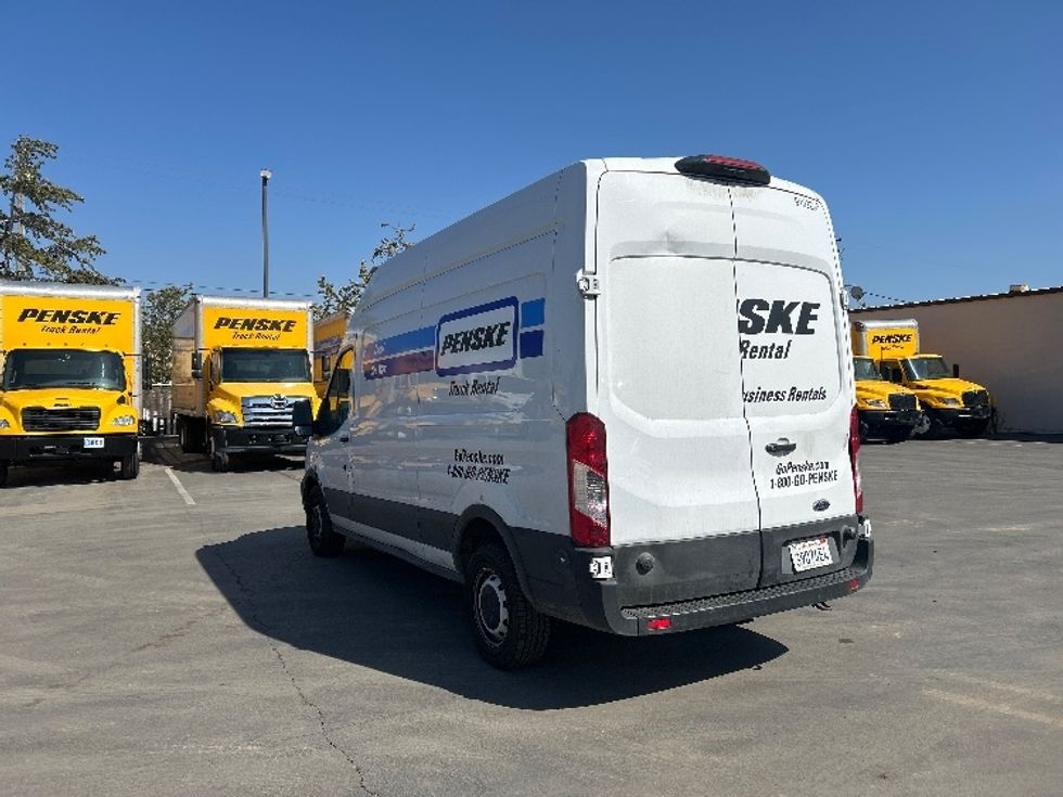 Cargo Van (Panel Van)-Light and Medium Duty Trucks-Ford-2022-Transit 250-Fresno-CA-104,143\n\t\tmiles-$ 34,250 - Image 6
