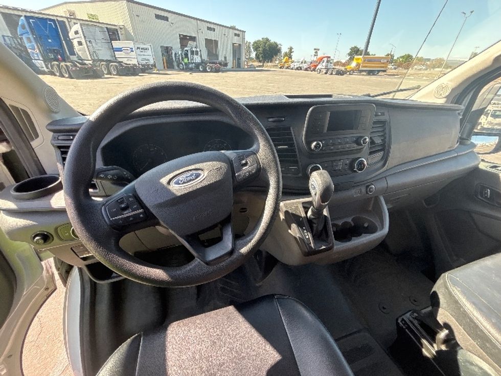 Cargo Van (Panel Van)-Light and Medium Duty Trucks-Ford-2022-Transit 250-Fresno-CA-109,698\n\t\tmiles-$ 34,500 - Image 16