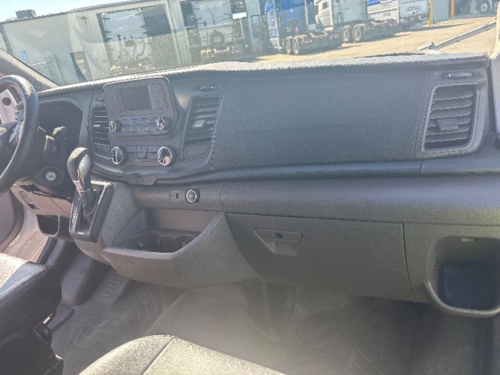 Cargo Van (Panel Van)-Light and Medium Duty Trucks-Ford-2022-Transit 250-Fresno-CA-109,698\n\t\tmiles-$ 34,500 - Image 19