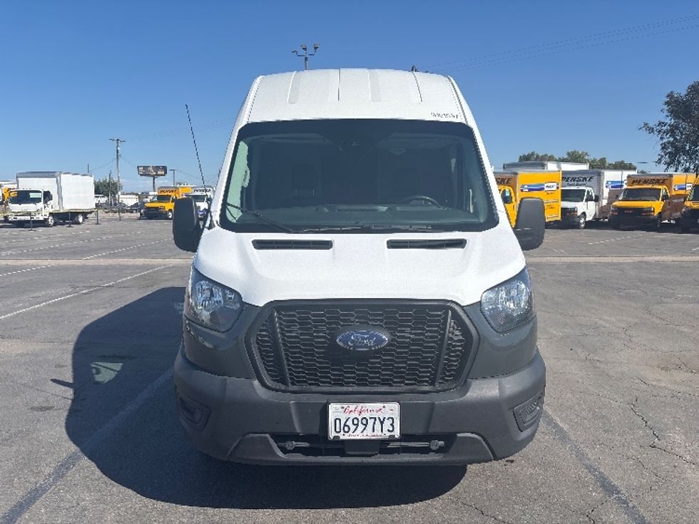 Cargo Van (Panel Van)-Light and Medium Duty Trucks-Ford-2022-Transit 250-Fresno-CA-109,698\n\t\tmiles-$ 34,500 - Image 2