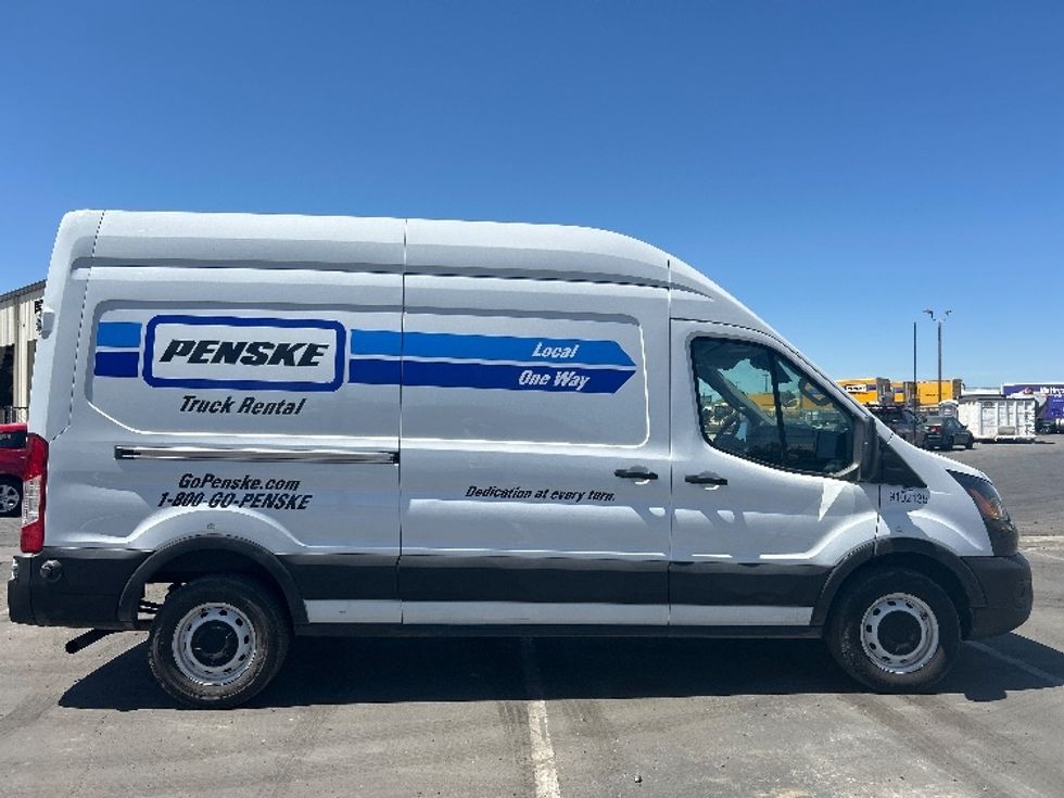 Cargo Van (Panel Van)-Light and Medium Duty Trucks-Ford-2022-Transit 250-Fresno-CA-64,564\n\t\tmiles-$ 38,250 - Image 14